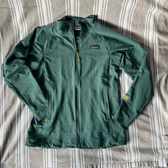 Patagonia Women’s R1 TechFace Jacket size L - Picture 2 of 5